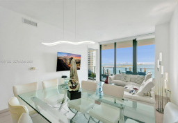 Apartment #1705 at Gran Paraiso