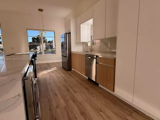 3-bedroom home for sale in Delray Beach - 6532 Via Vicenza - MondialRealty