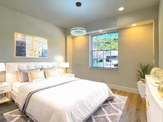 3-bedroom home for sale in Delray Beach - 6532 Via Vicenza - MondialRealty