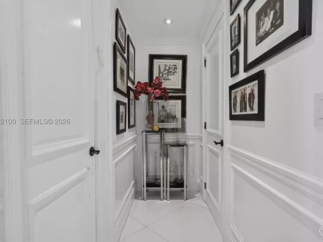 3-bedroom condo for sale in Aventura - 1000 Island Blvd PH9 - MondialRealty