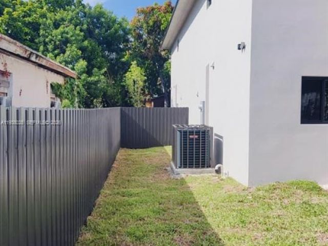 3-bedroom home for rent in Miami - 1901 NW 51st Ter 1901 - MondialRealty