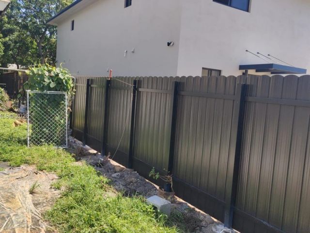 3-bedroom home for rent in Miami - 1901 NW 51st Ter 1901 - MondialRealty