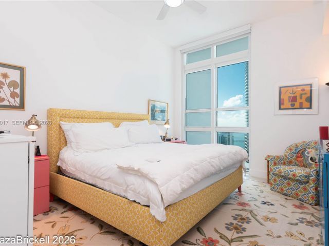 Apartment for sale  Unit #5505 - photo 6993240