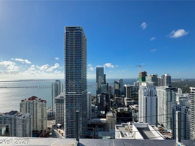 Apartment for sale  Unit #5505 - photo 6993245