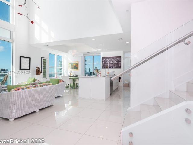 Apartment for sale  Unit #5505 - photo 6993252