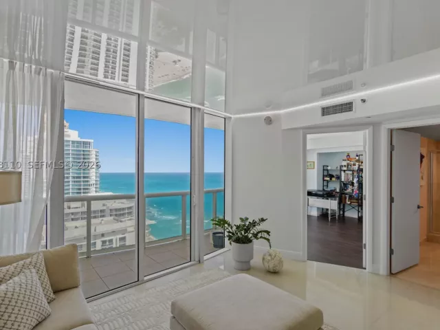 2-bedroom condo for sale in Sunny Isles Beach - 17201 Collins Ave 3502 - MondialRealty