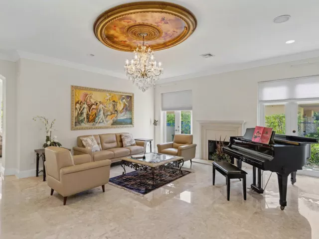 4-bedroom home for rent in Boca Raton - 860 E Park Drive - MondialRealty