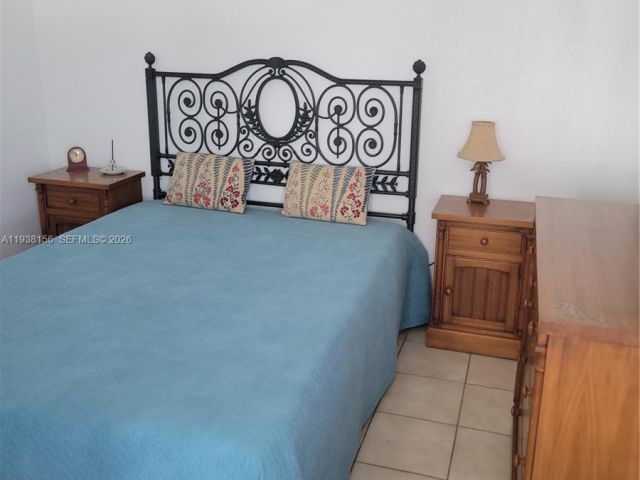 Apartment for rent  Unit #1114 - photo 7444584