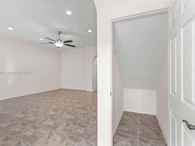 2-bedroom home for rent in Homestead - 2332 SE 16th Pl 2332 - MondialRealty