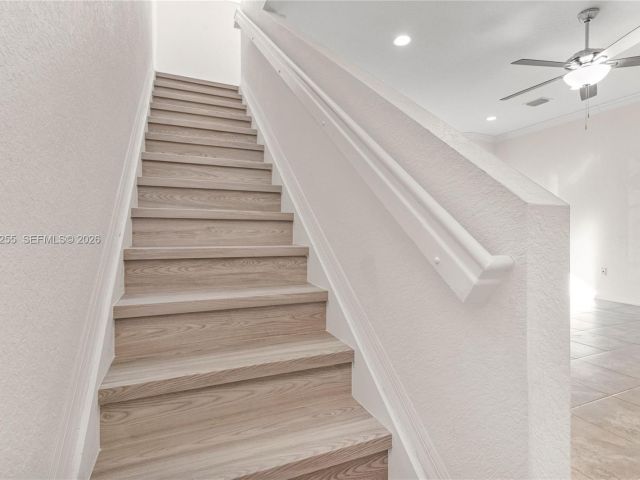 2-bedroom home for rent in Homestead - 2332 SE 16th Pl 2332 - MondialRealty