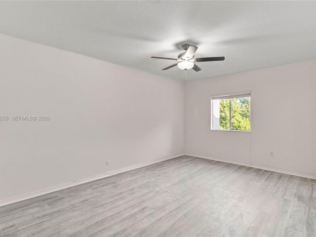 2-bedroom home for rent in Homestead - 2332 SE 16th Pl 2332 - MondialRealty