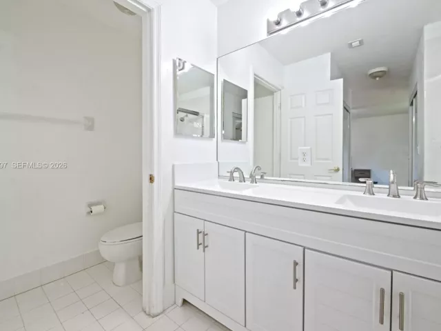 3-bedroom home for sale in Pembroke Pines - 1958 NW 79th Way - MondialRealty