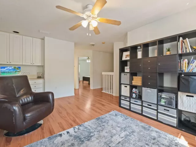 3-bedroom home for sale in Pembroke Pines - 1958 NW 79th Way - MondialRealty