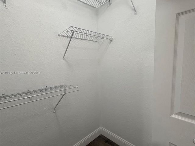 3-bedroom home for rent in Homestead - 2853 SE 1st Dr 1 - MondialRealty