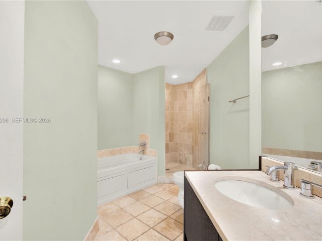 Apartment for sale  Unit #801A - photo 6967543