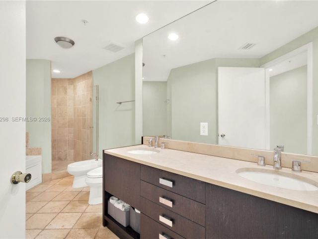 Apartment for sale  Unit #801A - photo 6967544