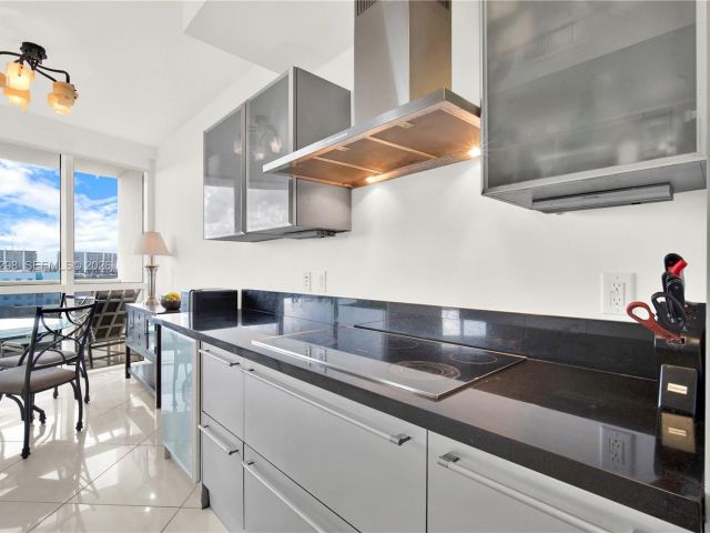 Apartment for sale  Unit #801A - photo 6967553