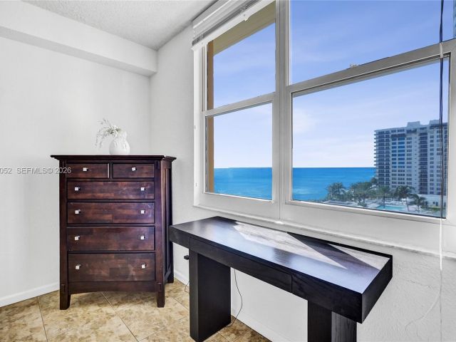 Apartment for rent  Unit #914 (available) - photo 7477633