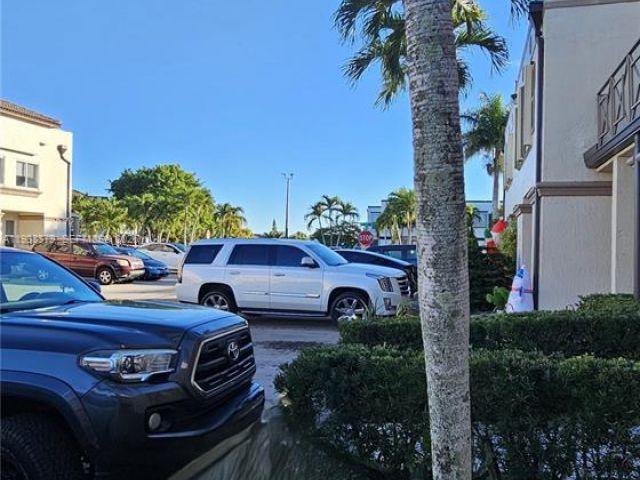2-bedroom home for rent in Miami - 1158 NW 124th Ave 2306 - MondialRealty