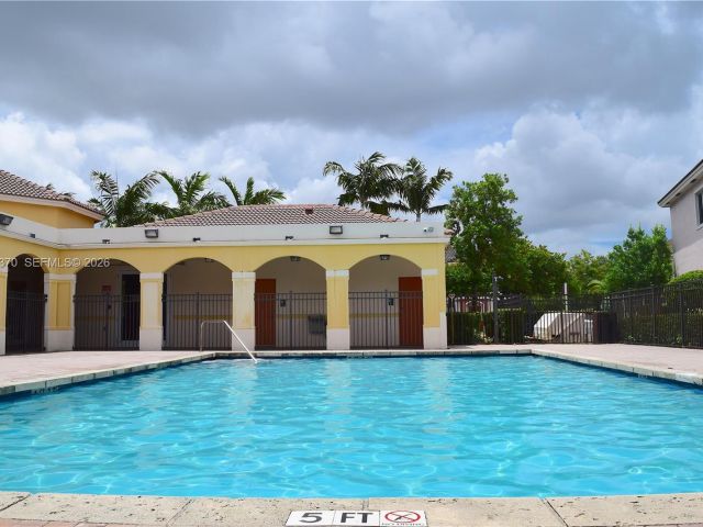 3-bedroom home for rent in Miami Gardens - 17343 NW 7th Ave 109 - MondialRealty