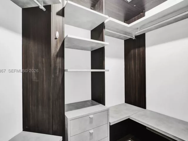 2-bedroom condo for sale in Miami - 801 S Miami Ave 2405 - MondialRealty