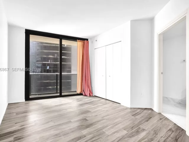 2-bedroom condo for sale in Miami - 801 S Miami Ave 2405 - MondialRealty