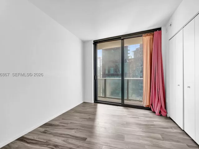 2-bedroom condo for sale in Miami - 801 S Miami Ave 2405 - MondialRealty