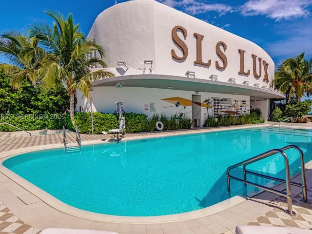 2-bedroom condo for sale in Miami - 801 S Miami Ave 2405 - MondialRealty
