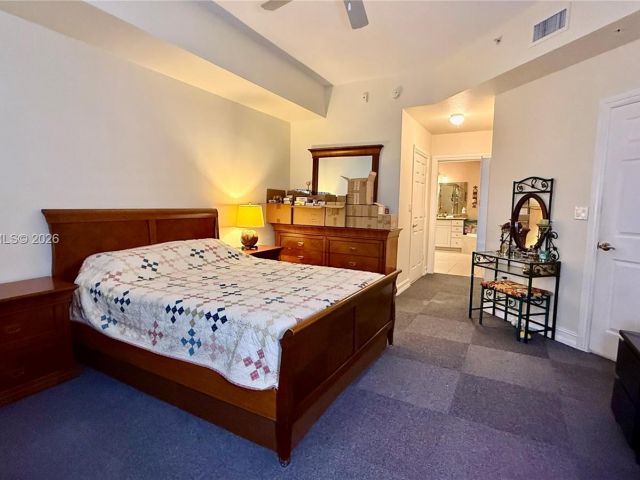 2-bedroom condo for sale in Aventura - 3001 NE 185th St 112 - MondialRealty