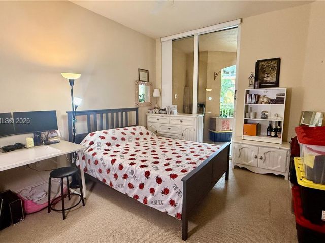 2-bedroom condo for sale in Aventura - 3001 NE 185th St 112 - MondialRealty