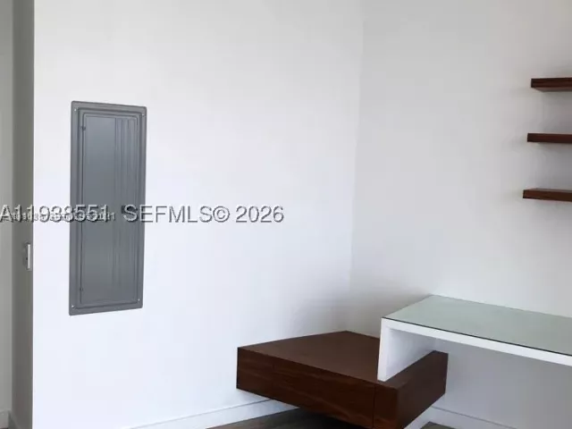 2-bedroom condo for rent in Sunny Isles Beach - 18975 Collins Ave 4705 - MondialRealty