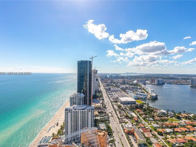 Apartment for rent  Unit #4705 - photo 6981740