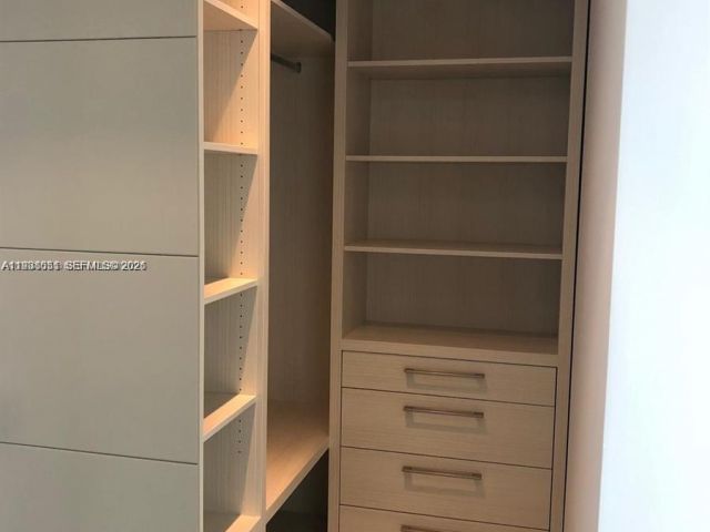 Apartment for rent  Unit #4705 - photo 7068666