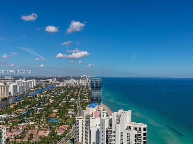 Apartment for rent  Unit #4705 - photo 7068682