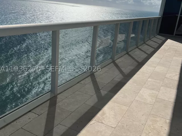 3-bedroom condo for rent in Hallandale Beach - 1830 S Ocean Drive 3001 - MondialRealty