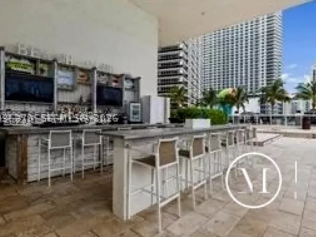 3-bedroom condo for rent in Hallandale Beach - 1830 S Ocean Drive 3001 - MondialRealty