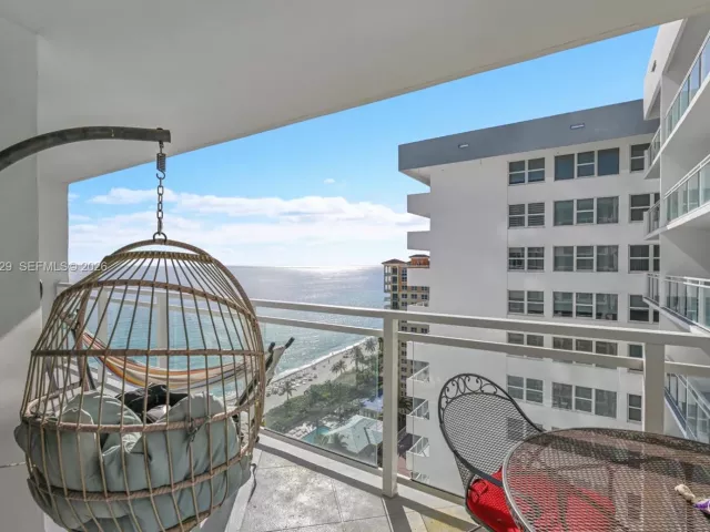 2-bedroom condo for sale in Hallandale Beach - 2030 S Ocean Dr 2018 - MondialRealty