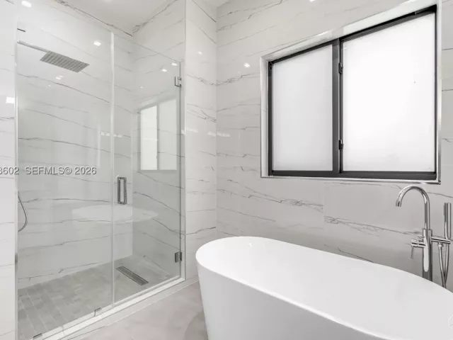 4-bedroom home for sale in Biscayne Park - 1030 NE 121st St - MondialRealty