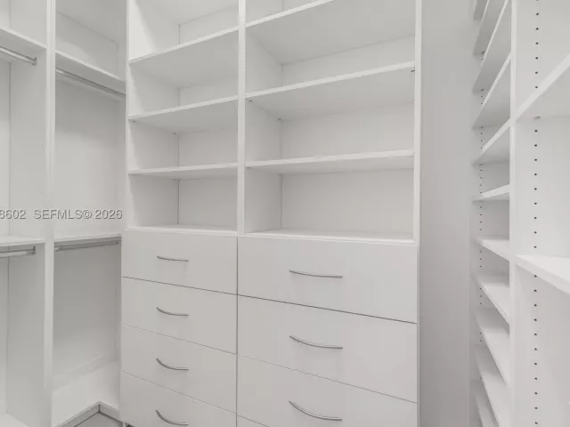 4-bedroom home for sale in Biscayne Park - 1030 NE 121st St - MondialRealty