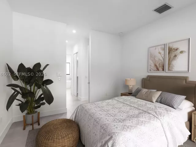 4-bedroom home for sale in Biscayne Park - 1030 NE 121st St - MondialRealty