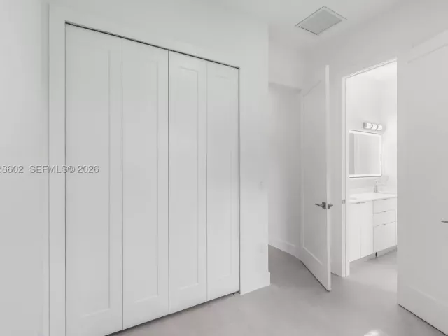 4-bedroom home for sale in Biscayne Park - 1030 NE 121st St - MondialRealty
