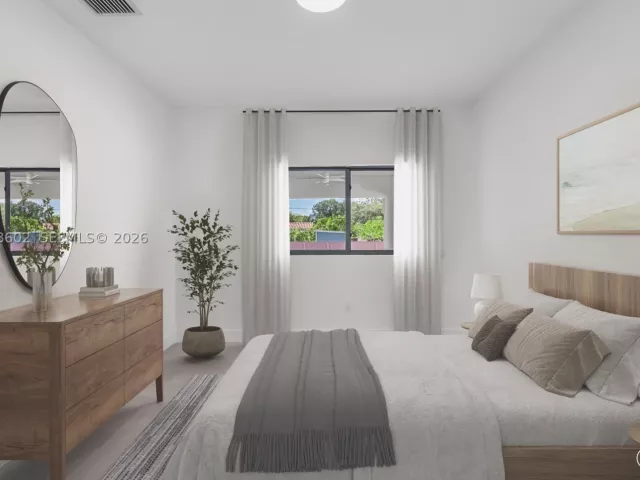 4-bedroom home for sale in Biscayne Park - 1030 NE 121st St - MondialRealty