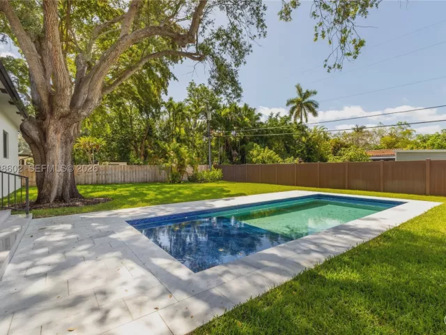 4-bedroom home for sale in Biscayne Park - 1030 NE 121st St - MondialRealty