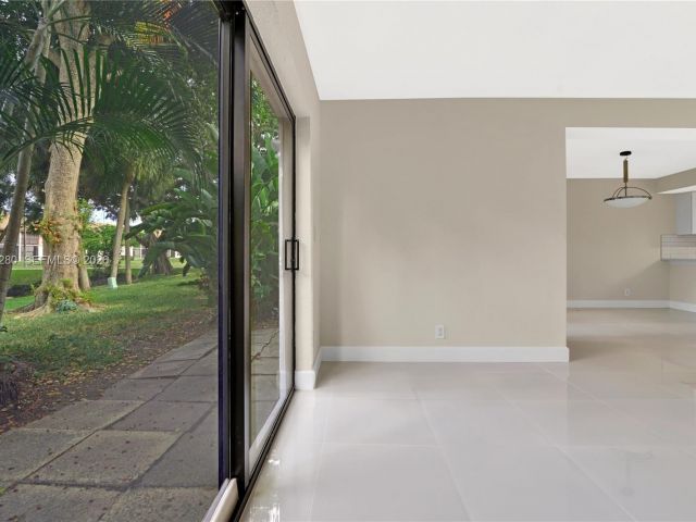2-bedroom home for sale in Boca Raton - 3114 Kingswood Ter - MondialRealty