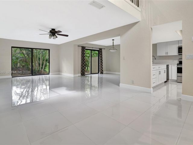 2-bedroom home for sale in Boca Raton - 3114 Kingswood Ter - MondialRealty