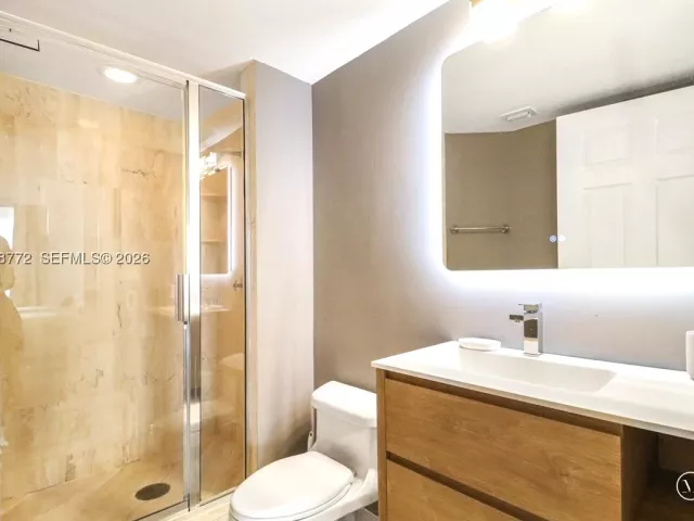 2-bedroom condo for sale in Sunny Isles Beach - 18671 Collins Ave 2404 - MondialRealty