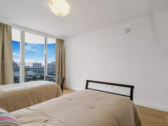 2-bedroom condo for sale in Sunny Isles Beach - 18671 Collins Ave 2404 - MondialRealty