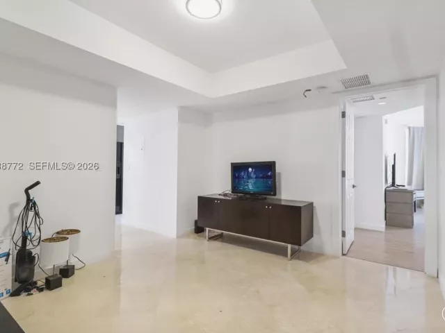 2-bedroom condo for sale in Sunny Isles Beach - 18671 Collins Ave 2404 - MondialRealty