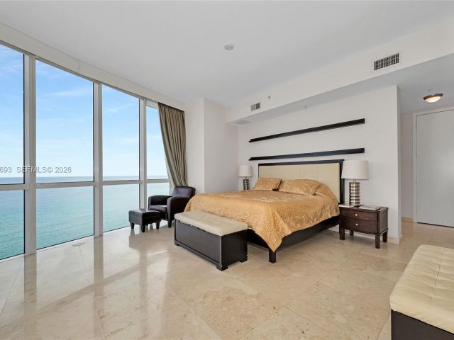 Apartment for sale  Unit #1609 - photo 6981759