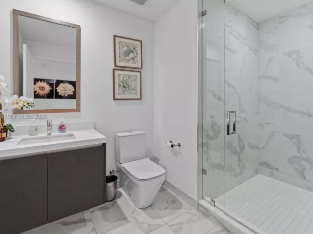 3-bedroom condo for rent in Miami - 851 NE 1st Avenue 2601 - MondialRealty